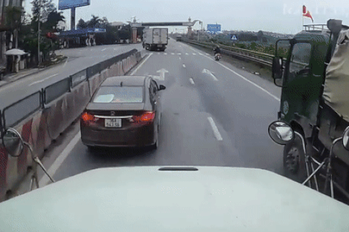 Cảnh sát giao thông nói về vụ va chạm tại giao lộ gây tranh cãi