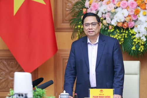 Thủ tướng yêu cầu triển khai nhiệm vụ cấp bách phục hồi, phát triển kinh tế - xã hội