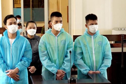 Hai vợ chồng cầm đầu đường dây ma túy liên tỉnh cùng đồng phạm ngồi tù 43 năm