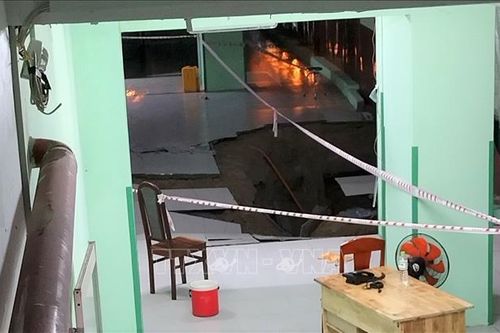 Bệnh viện Đà Nẵng di dời bệnh nhân điều trị tại tòa nhà Khoa Ngoại tổng hợp do sụt lún