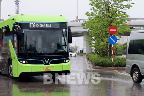 Thêm tuyến xe buýt điện E06 của VinBus phục vụ người dân Thủ đô