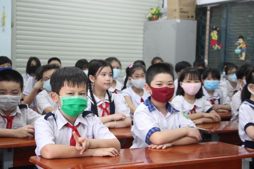 Nhiều địa phương cho học sinh mầm non, tiểu học tới trường từ đầu tháng 4