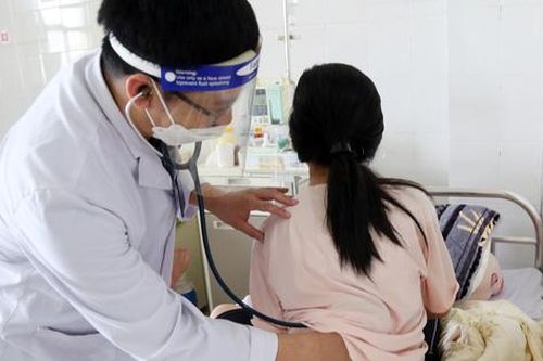 2 bệnh viện cùng cứu sống trẻ viêm đa hệ thống sau mắc COVID-19