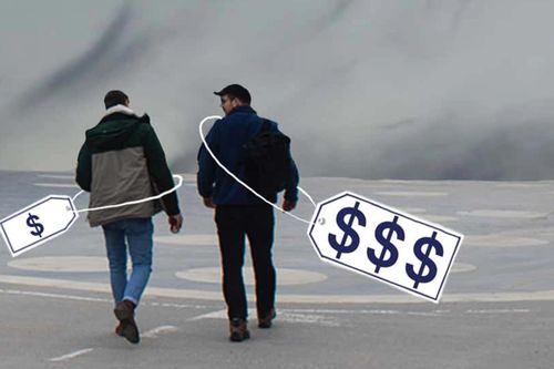 Nợ nần, cảm giác tội lỗi bủa vây du học sinh tại Canada