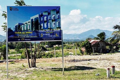 Bát nháo buôn bán đất đai tại xã đảo ở Cam Ranh