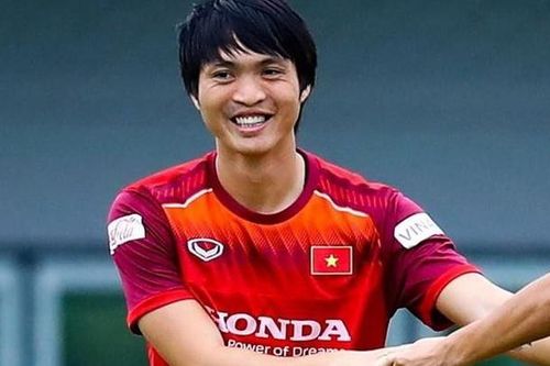 Cựu danh thủ Mạnh Dũng đưa ra lời khuyên bất ngờ với Tuấn Anh