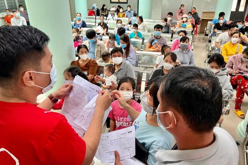 Chương trình Trái tim cho em khám sàng lọc cho trẻ em Đồng Nai