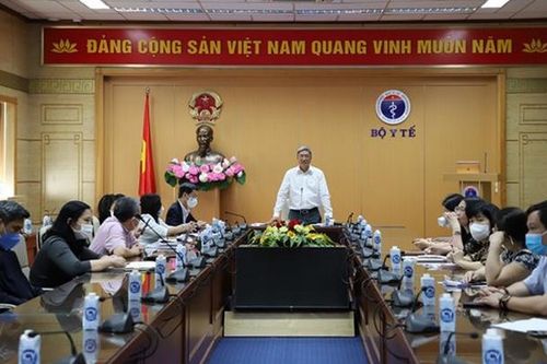 Trẻ mắc Covid-19 khỏi bệnh bao lâu có thể tiêm vắc xin?