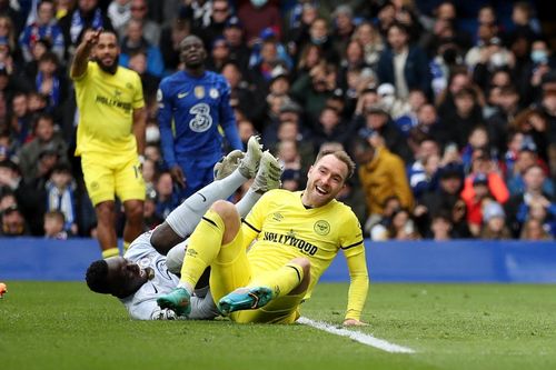 Eriksen ghi bàn chấm dứt chuỗi 14 trận bất bại của Chelsea