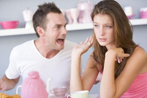 'Lạnh sống lưng' khi sống cùng người chồng nóng như lửa
