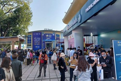 2.000 doanh nghiệp và khoảng 40.000 lượt người đến dự Hội chợ VITM Hà Nội 2022