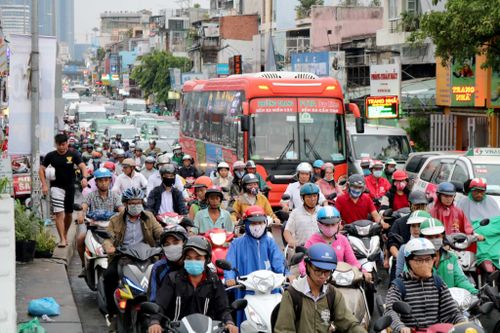 Bế tắc kiểm soát khí thải mô tô, xe gắn máy?
