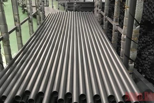 Phát hiện cơ sở sản xuất ống nhựa giả nhãn hiệu Nhựa Bình Minh