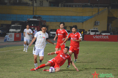 Hà Nội FC thắng Viettel FC trong ngày chia tay Quang Hải