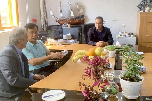 Đại sứ Lương Quốc Huy thăm và làm việc tại tỉnh Mazandaran, Iran
