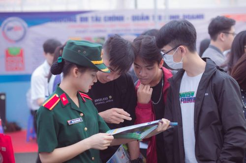 Những lưu ý đặc biệt đối với thí sinh xét tuyển vào các trường quân sự
