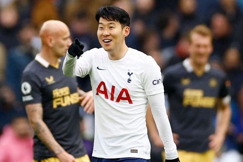 Đè bẹp Newcastle, Tottenham vượt Arsenal leo lên thứ 4