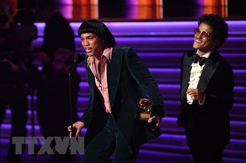 Grammy: Silk Sonic và Jon Batiste thăng hoa, Selena Gomez trắng tay
