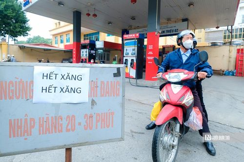Vạch trần chiêu trò của các cây xăng khi có điều chỉnh giá