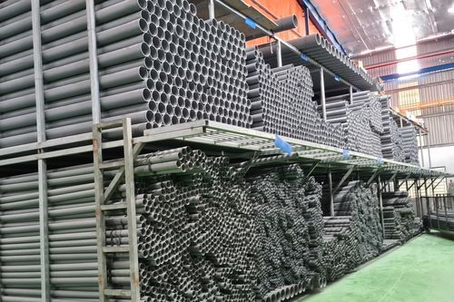 Phát hiện vụ sản xuất ống nhựa Bình Minh giả quy mô lớn