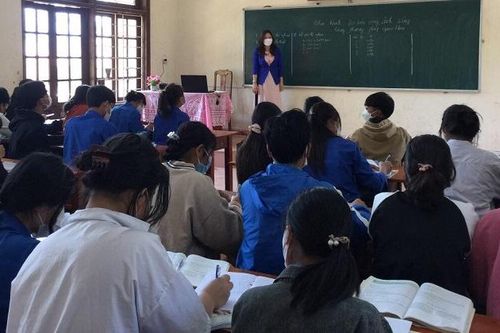 Trường phổ thông nhanh chóng nhập cuộc trước kỳ thi tốt nghiệp và tuyển sinh
