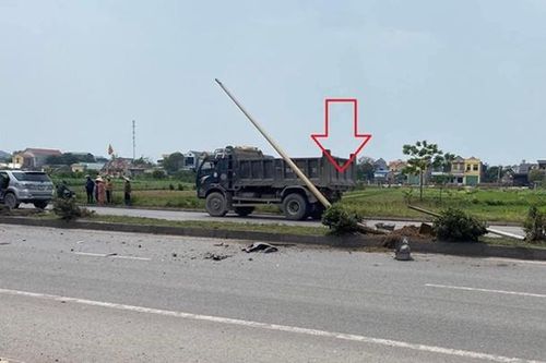 Nguyên Bí thư Tỉnh ủy Ninh Bình và vợ tử vong do tai nạn giao thông