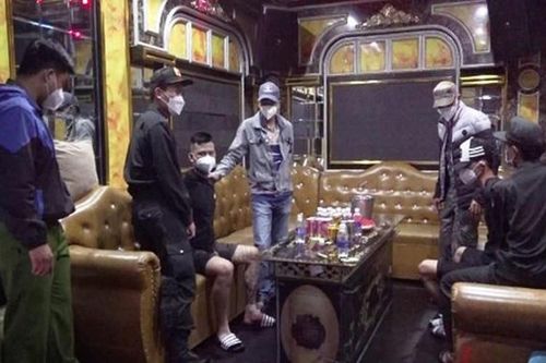 Triệt phá tụ điểm mua bán, sử dụng ma túy quy mô lớn tại cơ sở kinh doanh Karaoke & Hottel King
