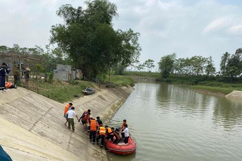 Đã tìm thấy thi thể 5 học sinh đuối nước ở Thanh Hóa