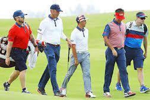 Ăn tại khách sạn 5 sao bị đói, golfer kêu ca khi qua chơi Việt Nam