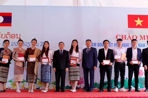 Kỷ niệm Năm Đoàn kết hữu nghị Việt Nam - Lào tại tỉnh Sơn La