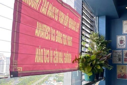 Tình cảnh 'băng rôn hay là nước' của nhiều cư dân Centana Thủ Thiêm
