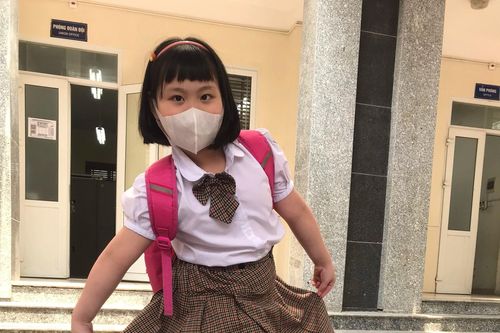 Ngày đầu đến lớp vào tháng tư, trẻ hồi hộp dậy từ 5h30 sáng