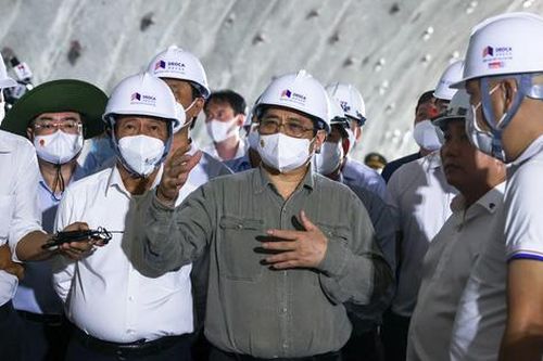 Chùm ảnh: Chuyến công tác 'xuyên Tết, xuyên Việt' và những cuối tuần không nghỉ của Thủ tướng Phạm Minh Chính