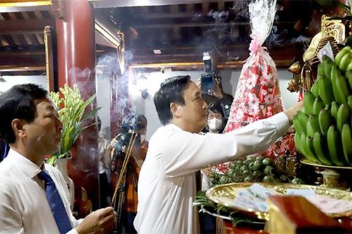 Phú Thọ tổ chức Lễ giỗ Đức Quốc Tổ Lạc Long Quân và dâng hương tưởng niệm Tổ Mẫu Âu Cơ