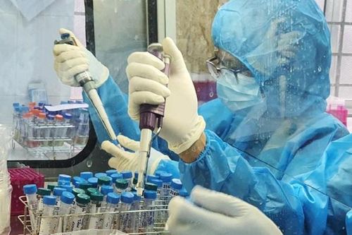 Hà Nội thêm 4.037 ca COVID-19 mới