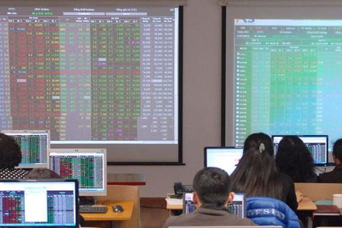 Bộ Tài chính khuyến cáo thận trọng với trái phiếu doanh nghiệp: Lãi suất cao đi kèm rủi ro cao