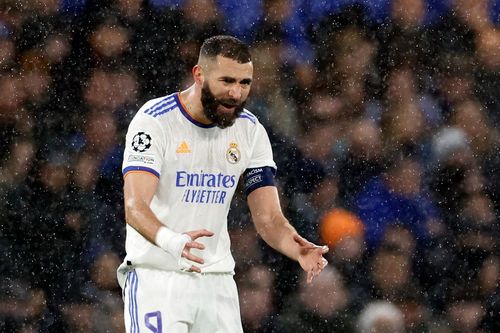 Real hạ Chelsea nhờ hat-trick của Benzema