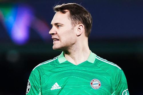 Sai lầm của Neuer suýt khiến Bayern trả giá