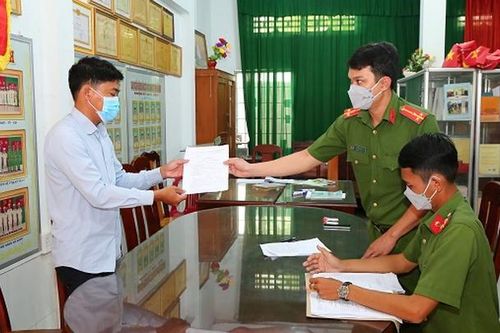 Nam thanh niên hoang báo tin bị lừa 500 triệu đồng