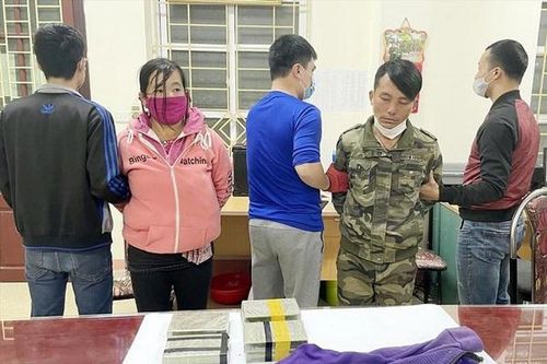 Lào Cai liên tiếp triệt phá 2 đường dây ma túy, thu giữ 11 bánh heroin