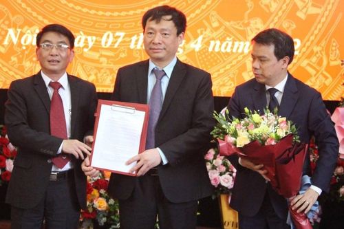 Sau 2 năm tự chủ, Bệnh viện Tuệ Tĩnh có Giám đốc đầu tiên