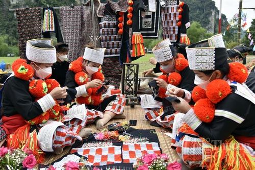 Hấp dẫn du lịch Lâm Bình