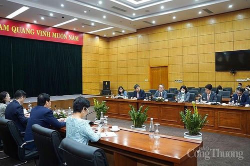 Bộ trưởng Nguyễn Hồng Diên: Cần giải bài toán truyền tải điện năng đến những nơi có phụ tải cao