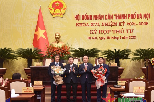 Hà Nội miễn nhiệm, bầu bổ sung ủy viên UBND thành phố