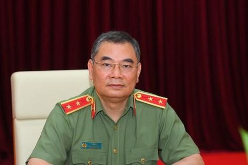 Khởi tố một số cá nhân, doanh nghiệp trên thị trường chứng khoán, bất động sản trong thời gian tới là tin đồn thất thiệt