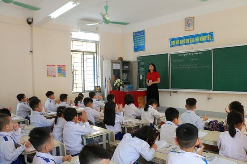 Nghệ An: Triển khai ổn định, hiệu quả chương trình sách giáo khoa lớp 2 và 6