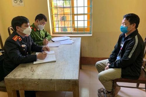 Bắt quả tang cán bộ địa chính nhận 10 triệu để chuyển nhượng đất
