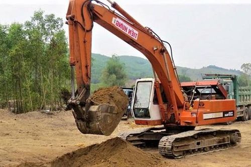 Quảng Ngãi: Đẩy nhanh tiến độ bồi thường, giải phóng mặt bằng các công trình trọng điểm