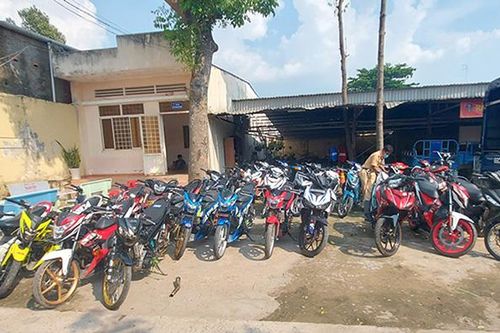 Truy tố nhóm 'Quái xế' gây rối trật tự công cộng tại thành phố vùng biên
