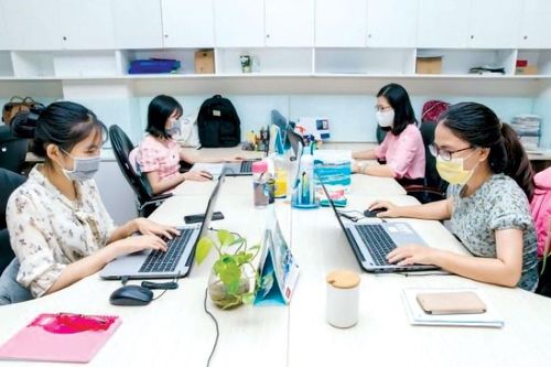 Thị trường chứng khoán: Nâng chất lượng báo cáo tài chính sẽ góp phần tăng niềm tin, minh bạch